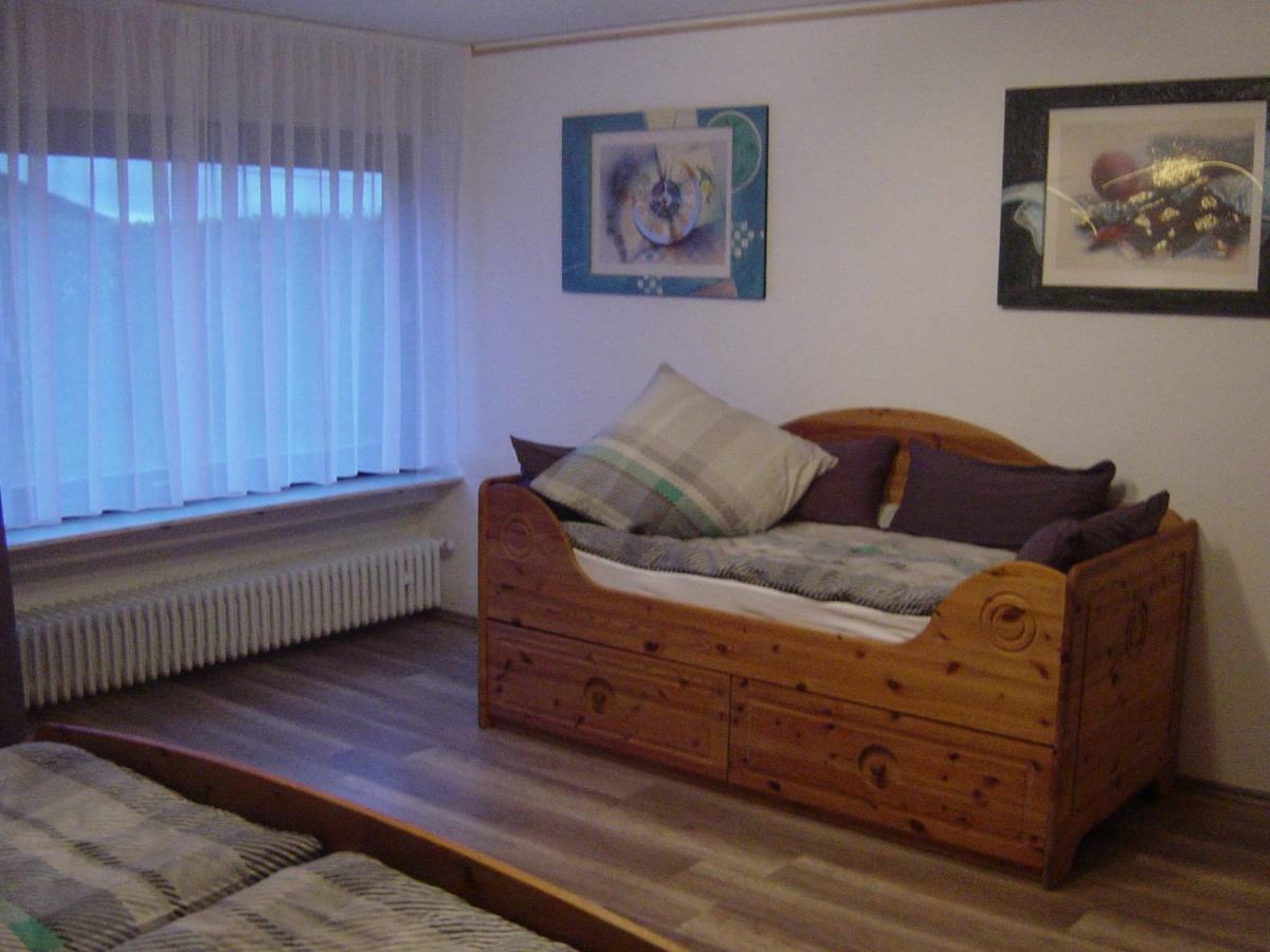 Haus Am Wald Lejlighed Hillscheid Eksteriør billede